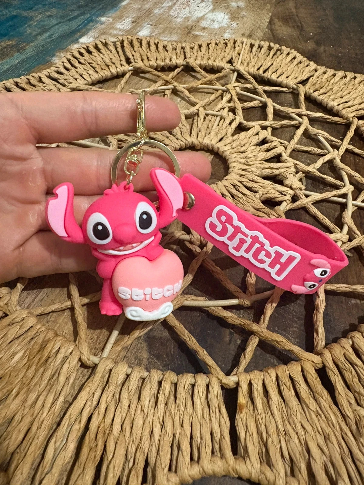 🌸 Porte-clés Stitch Rose avec coeur 🌸